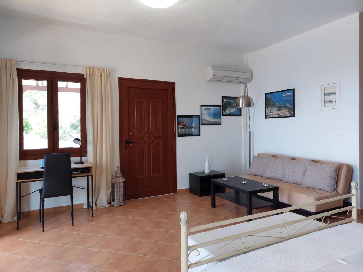 Horizon Studios With Sea View - Free Parking Glossa Exterior photo