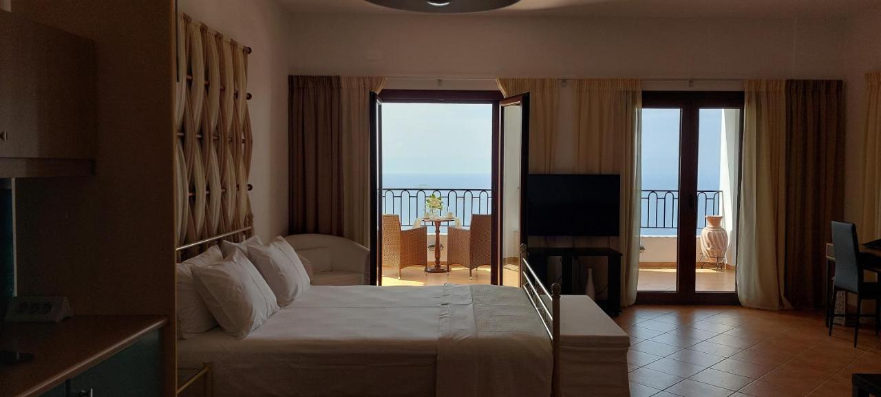 Horizon Studios With Sea View - Free Parking Glossa Exterior photo